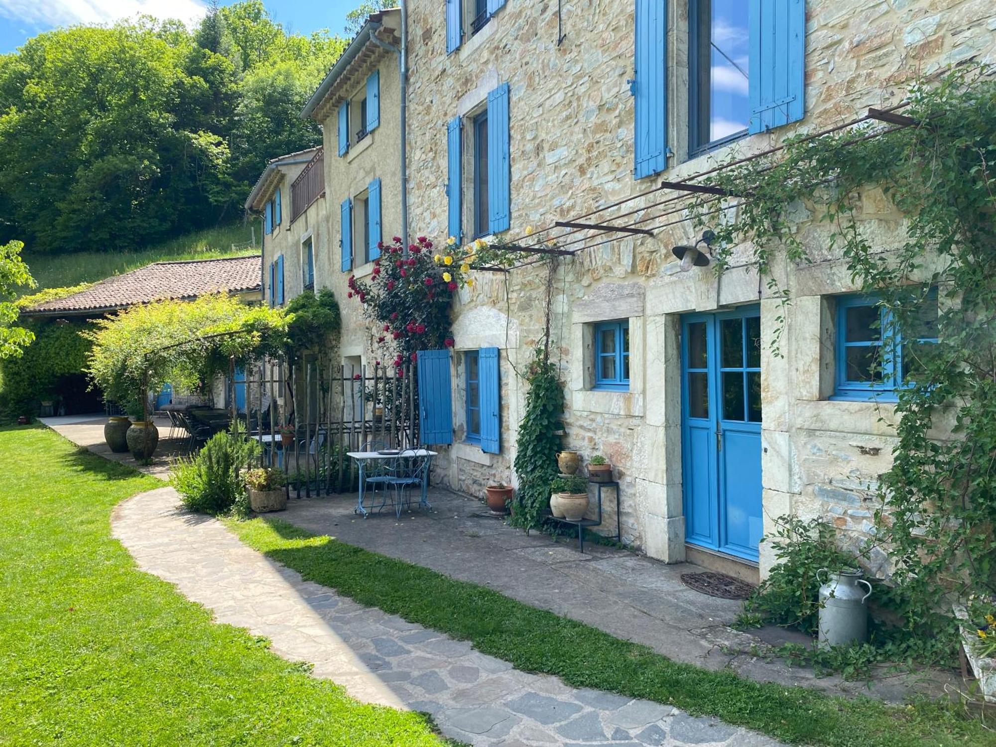 Nabat Le Haut, Chambre Et Table D'Hotes Courniou Exterior foto